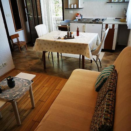 Appartamento Apartman Mali Rovigno Esterno foto